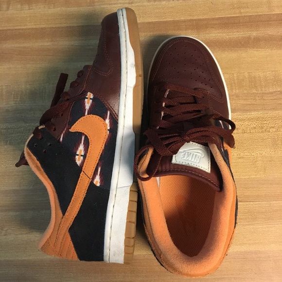 Nike Shoes - Nike dunk sneakers